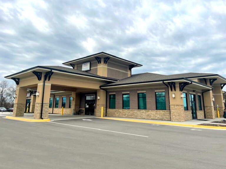 Lees Summit MO 127 768x576