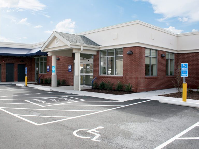 Manchester CT 260 768x576